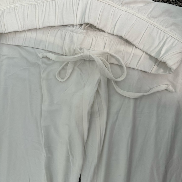 NWT SKIMS Long Sleep Set - Picture 7 of 7